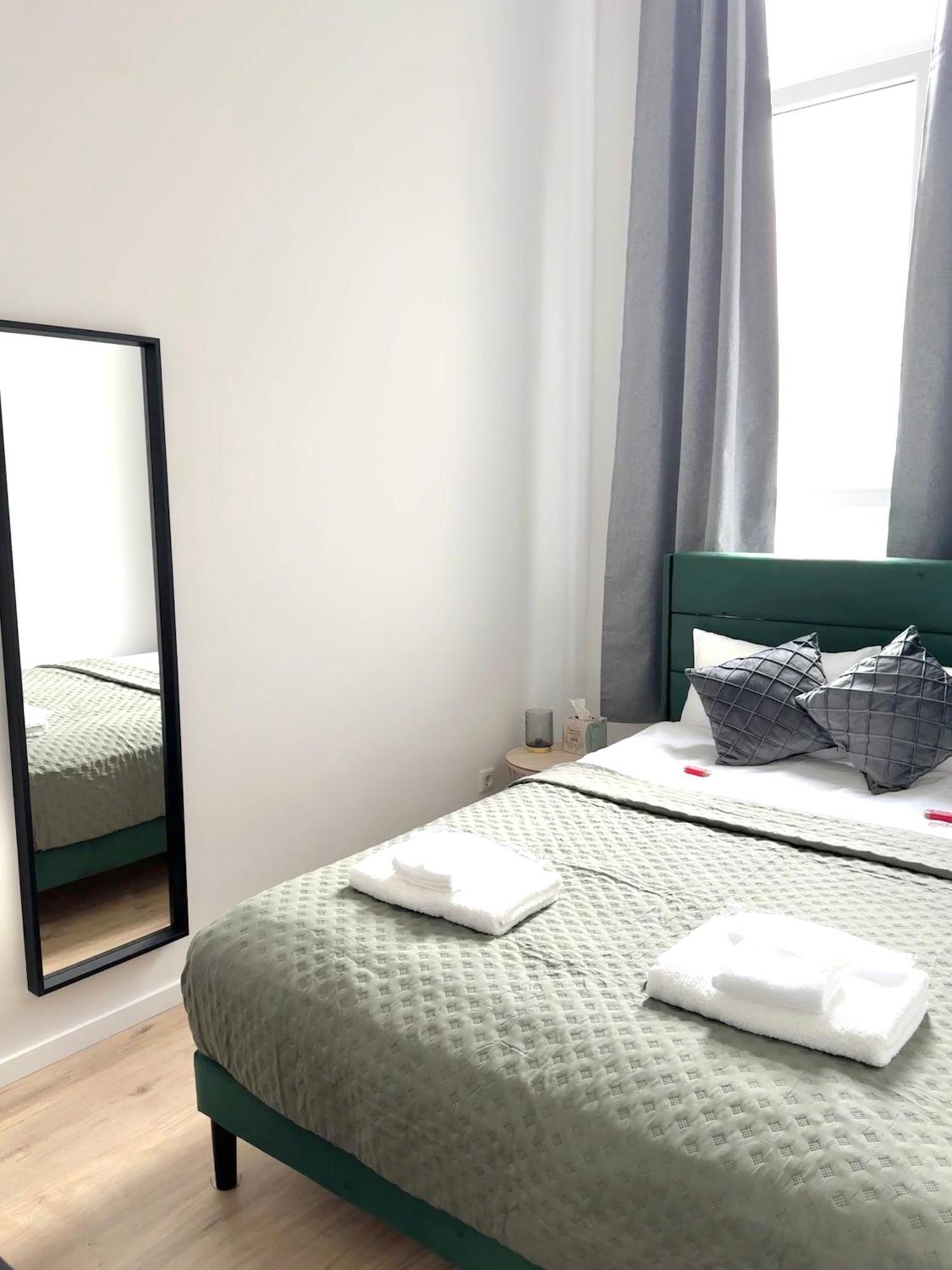 Heaven Homes - Privatzimmer Mit Bad Im Herzen Von Duesseldorf Exterior photo